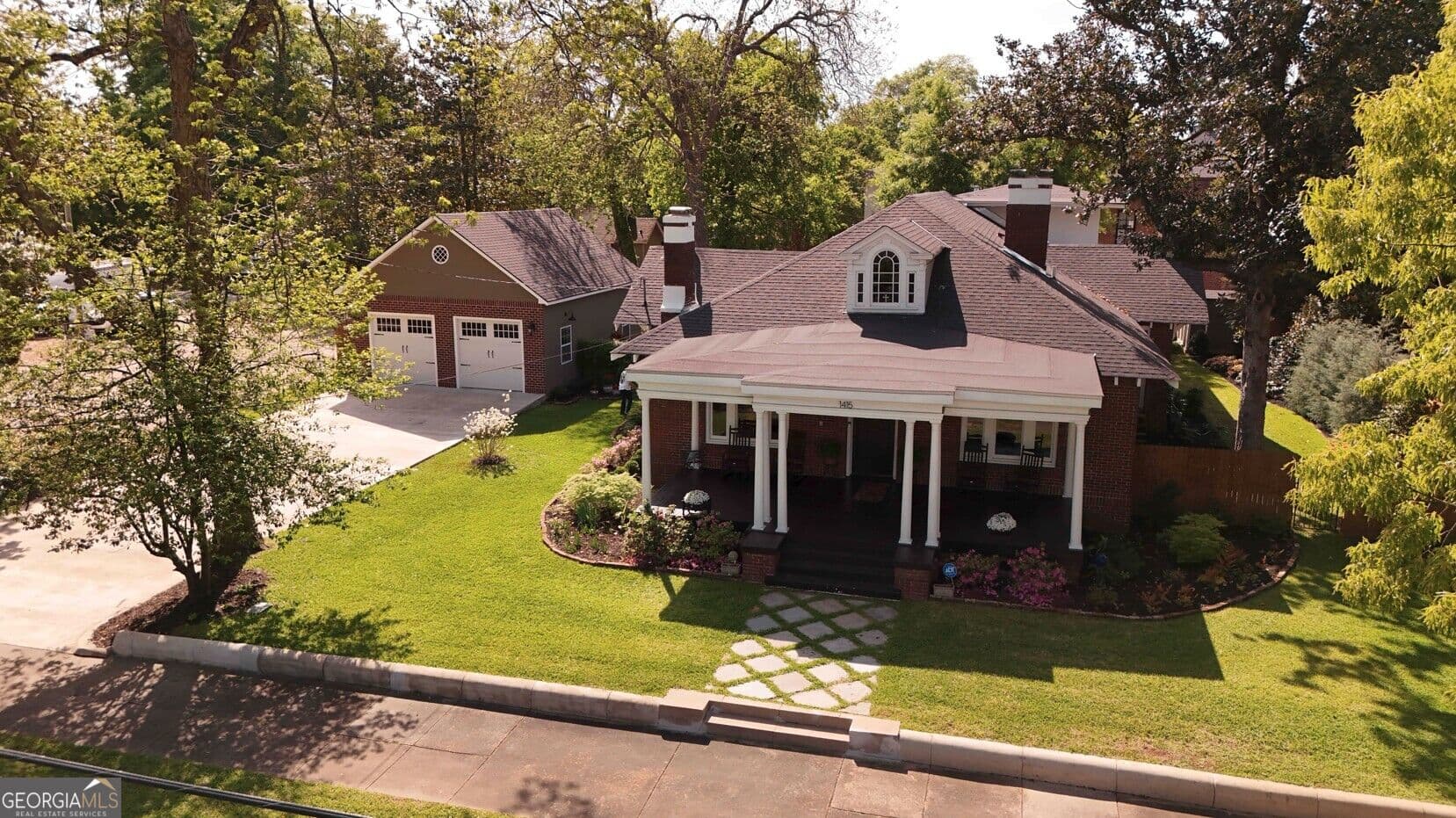 4 bedroom, 3.5 bathroom, 3,859 sq ft single family residence for sale at 1415 3rd Avenue, Columbus, GA 31901 — photo 1 of 44