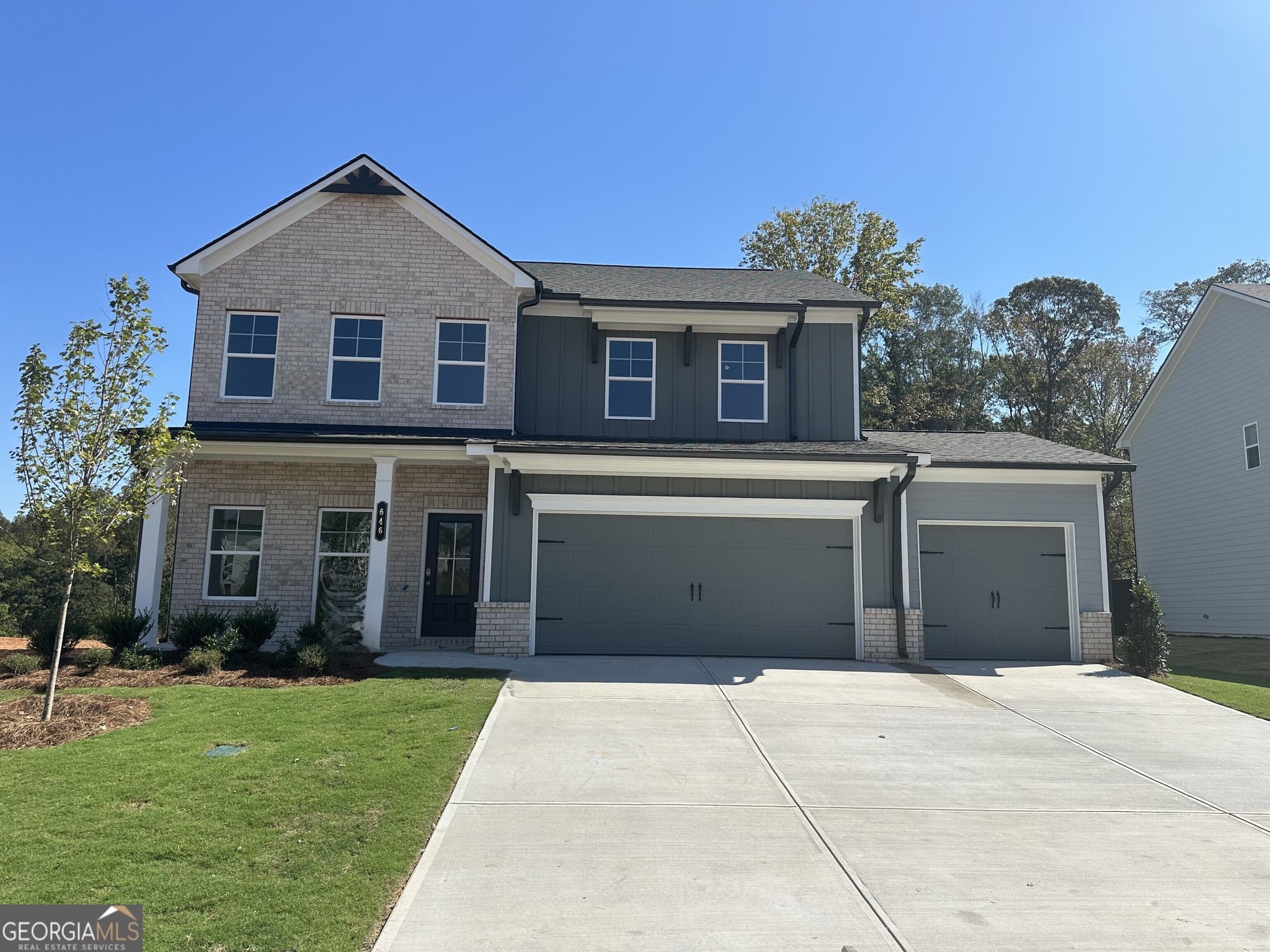 4 bedroom, 3 bathroom, 2,222 sq ft single family residence for sale at 646 Winding Rose Drive, Hoschton, GA 30548 — photo 1 of 41