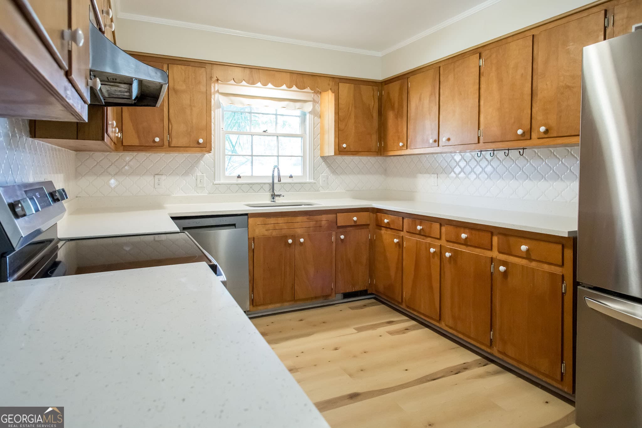 4 bedroom, 3 bathroom, 2,622 sq ft single family residence for sale at 1708 City Boulevard, Waycross, GA 31501 — photo 7