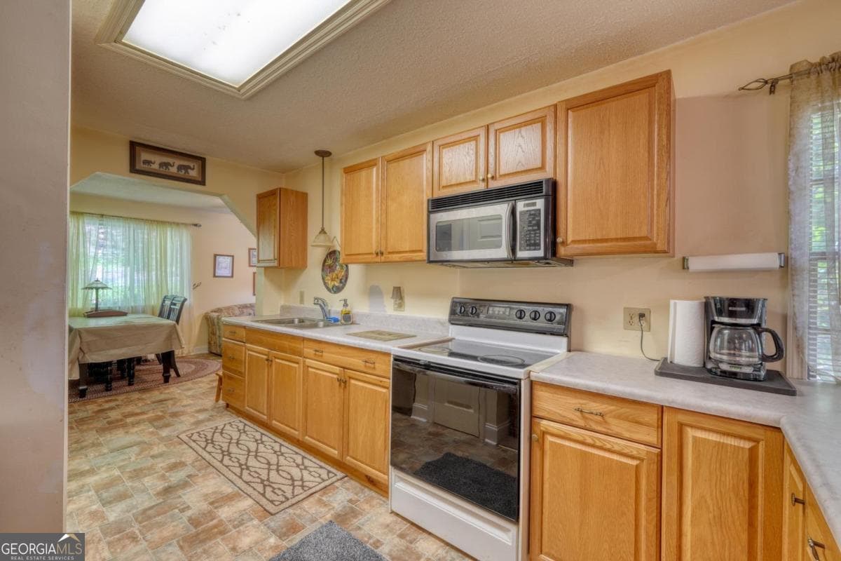 2 bedroom, 1.5 bathroom, 1,236 sq ft single family residence for sale at 224 Bonnie Lane, Blairsville, GA 30512 — photo 7