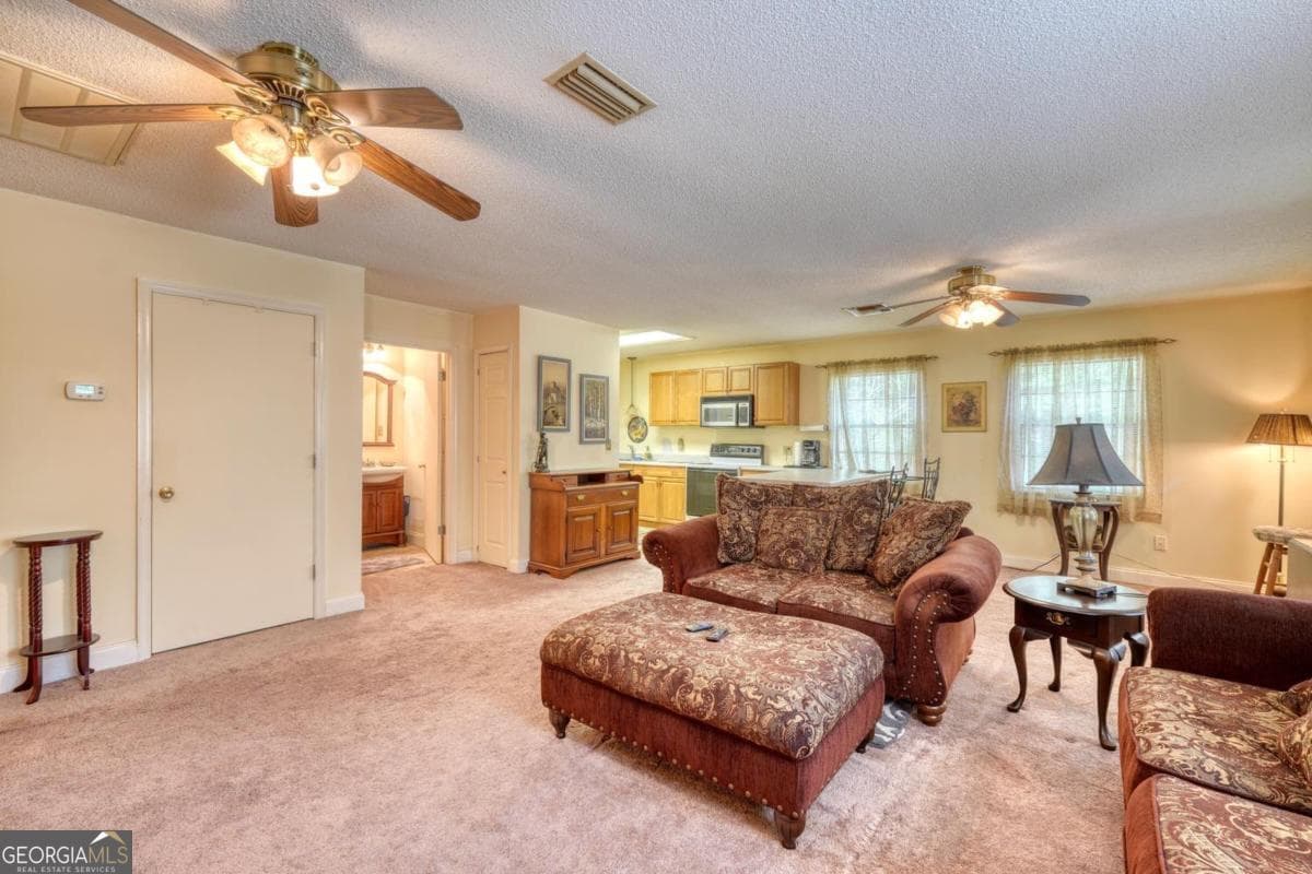 2 bedroom, 1.5 bathroom, 1,236 sq ft single family residence for sale at 224 Bonnie Lane, Blairsville, GA 30512 — photo 5