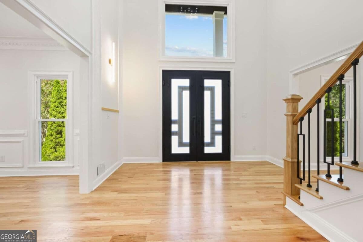 6 bedroom, 5.5 bathroom, 5,258 sq ft single family residence for sale at 762 Bedford Oaks Drive, Marietta, GA 30068 — photo 3