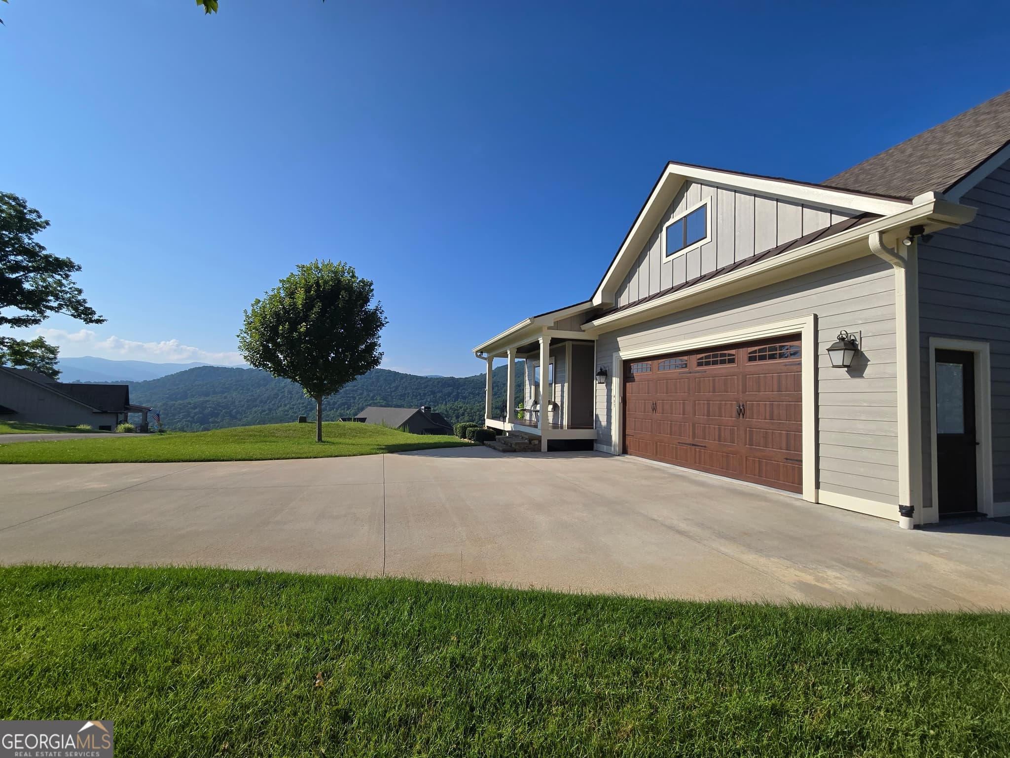 3 bedroom, 3 bathroom, 3,076 sq ft single family residence for sale at 463 Ivy Log Heights Road, Young Harris, GA 30582 — photo 6