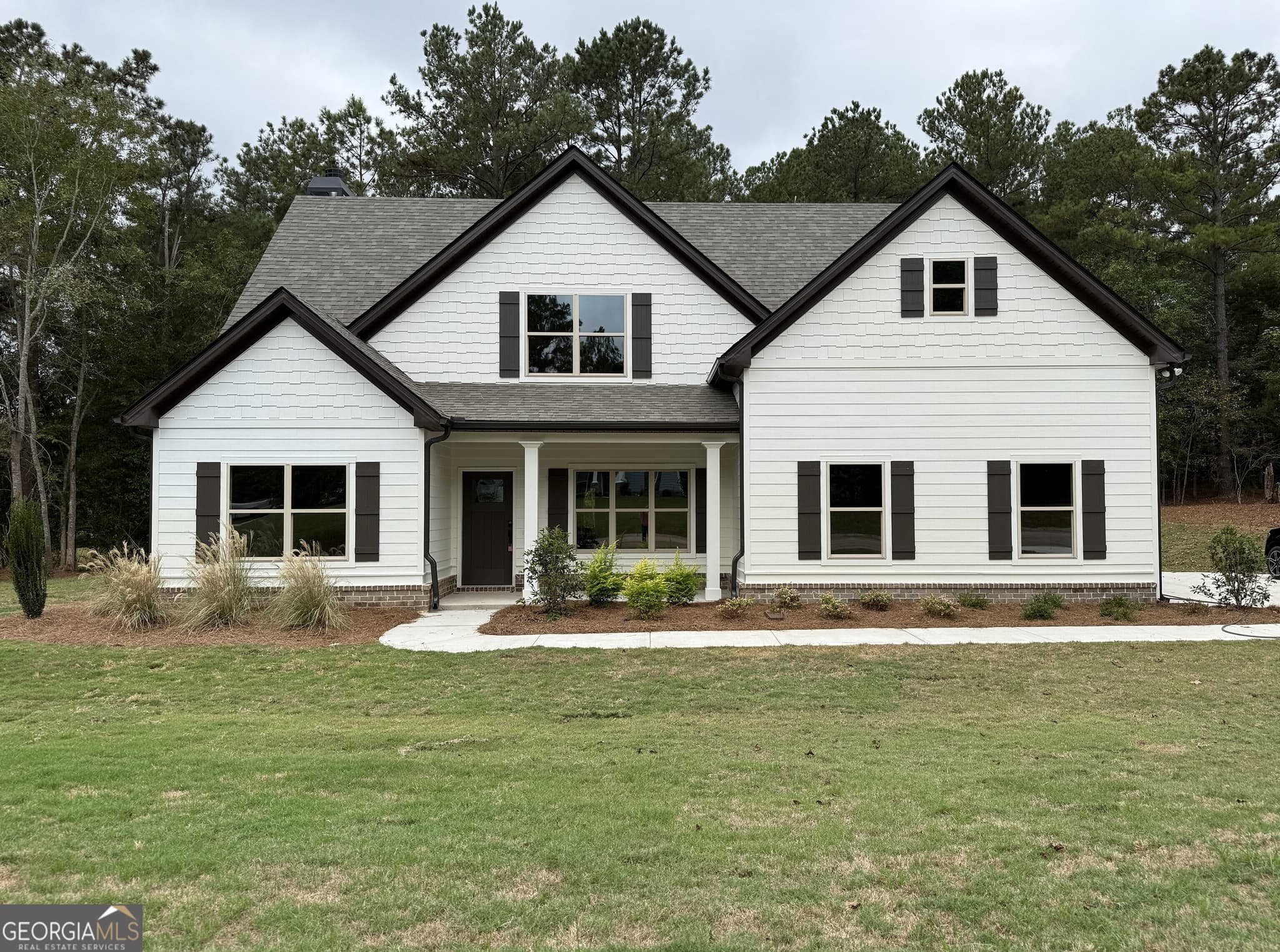 4 bedroom, 3 bathroom, 2,813 sq ft single family residence for sale at 205 Barnett Lane, Thomaston, GA 30286 — photo 5