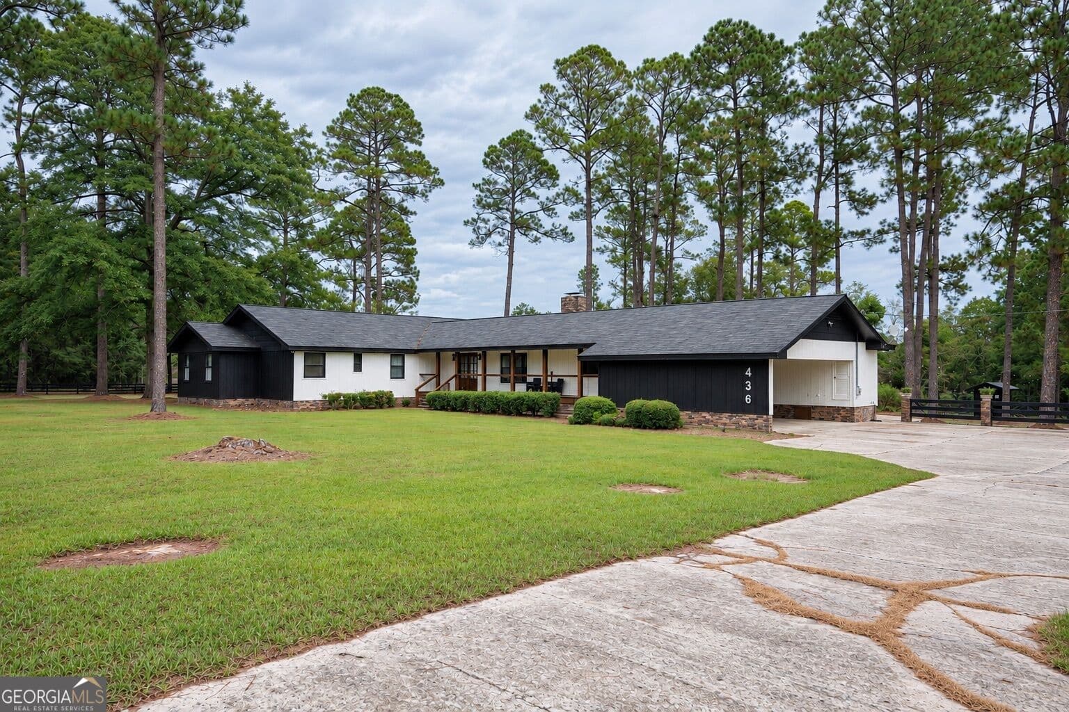 4 bedroom, 2 bathroom, 3,508 sq ft single family residence for sale at 436 Main Street, Milan, GA 31060