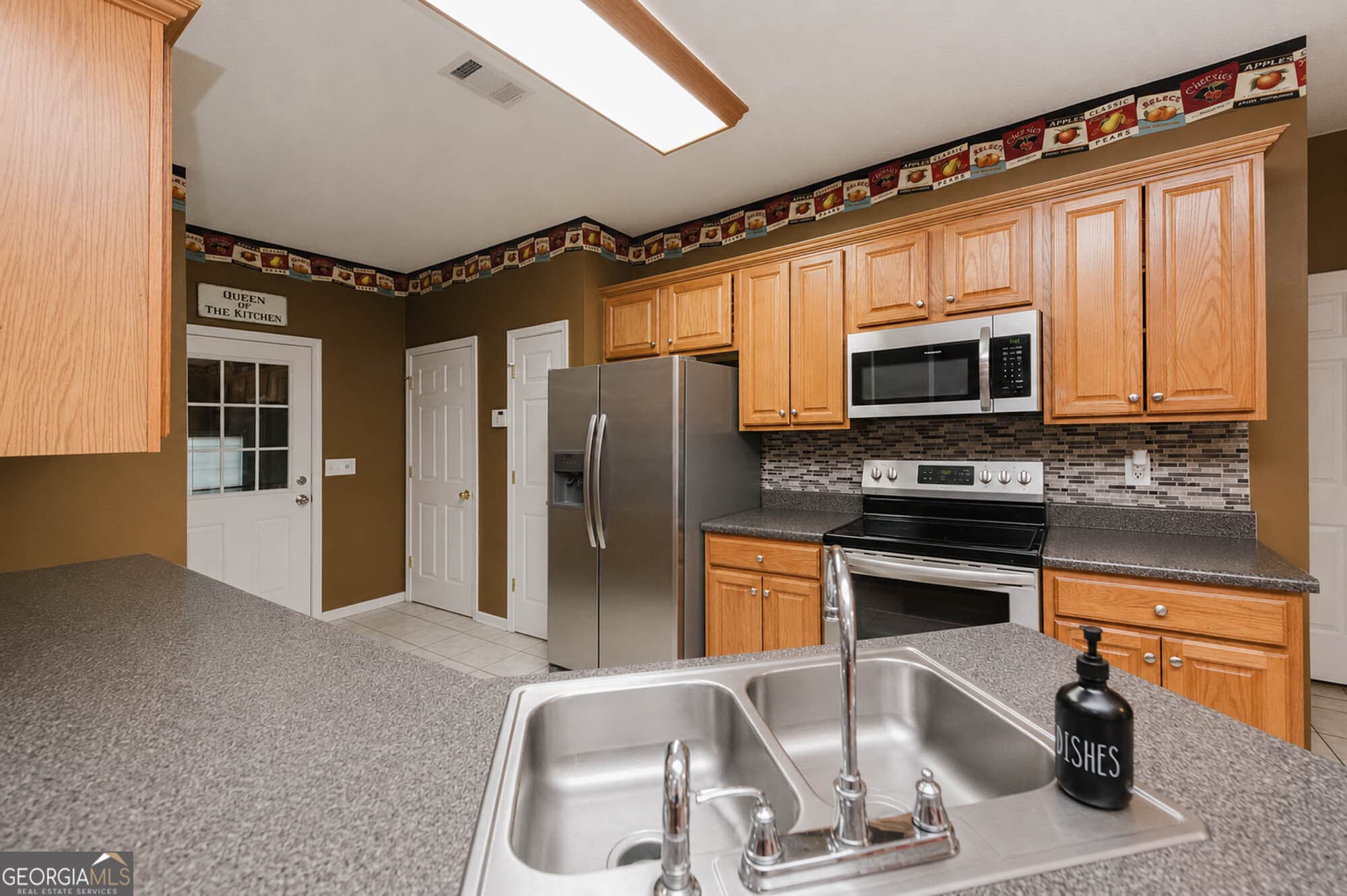 4 bedroom, 3 bathroom, 2,008 sq ft single family residence for sale at 101 Saint Croix Court, Perry, GA 31069 — photo 7