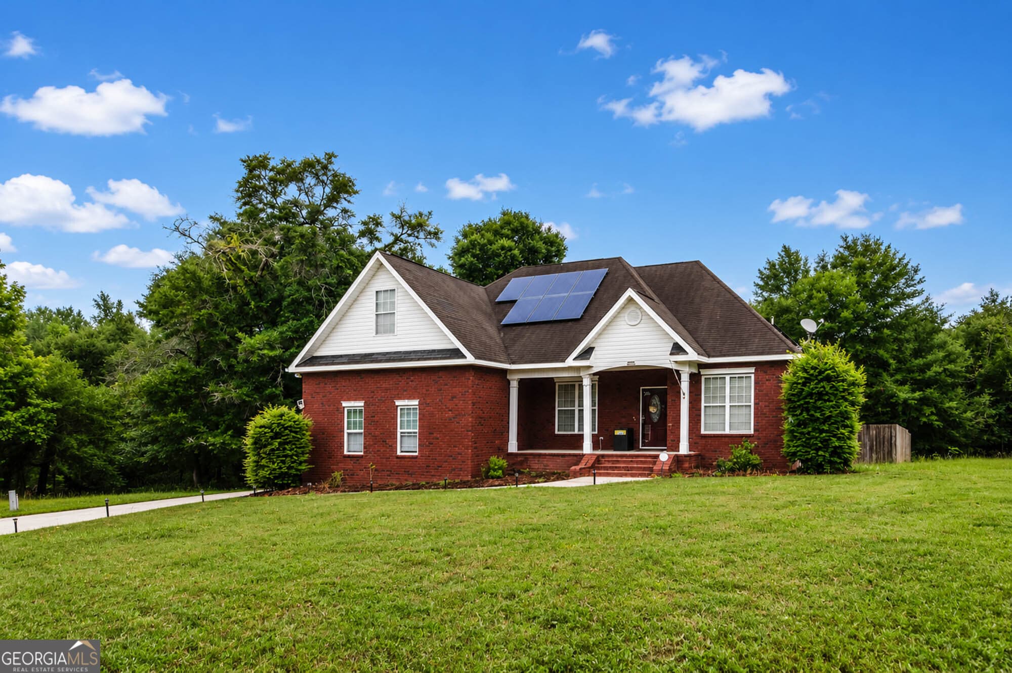 4 bedroom, 3 bathroom, 2,008 sq ft single family residence for sale at 101 Saint Croix Court, Perry, GA 31069