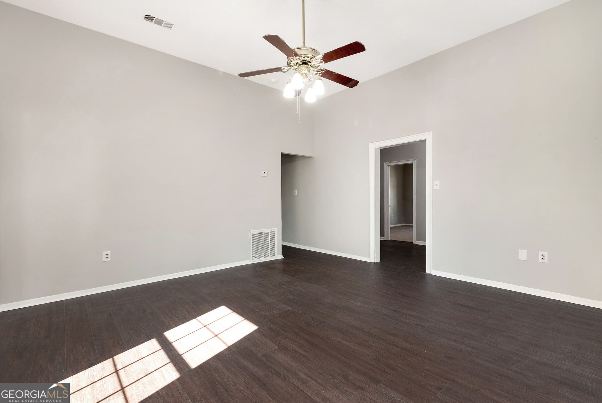 2 bedroom, 1 bathroom, 1,471 sq ft single family residence for sale at 1959 Oak Street, Comer, GA 30629 — photo 6