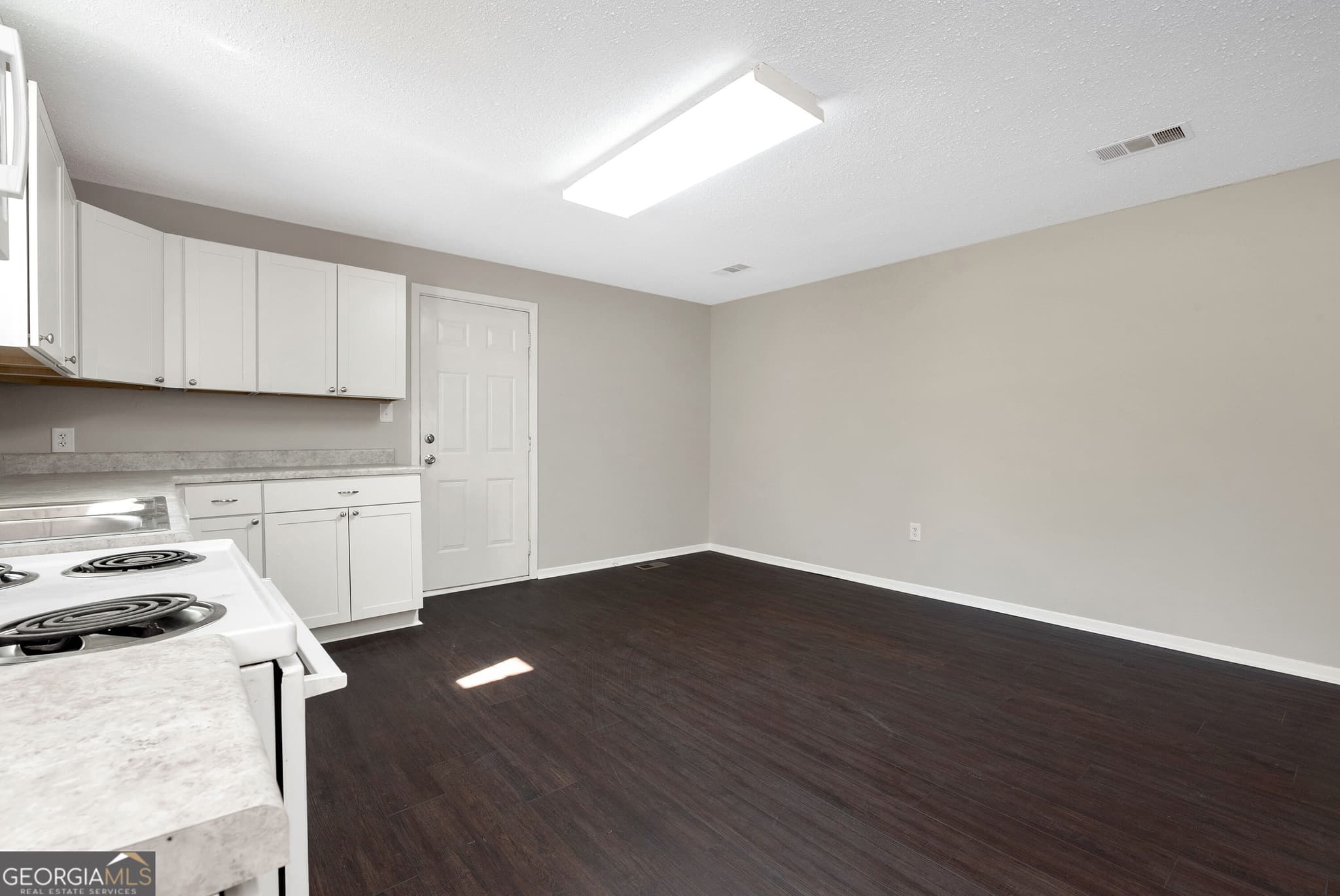 2 bedroom, 1 bathroom, 1,471 sq ft single family residence for sale at 1959 Oak Street, Comer, GA 30629 — photo 9