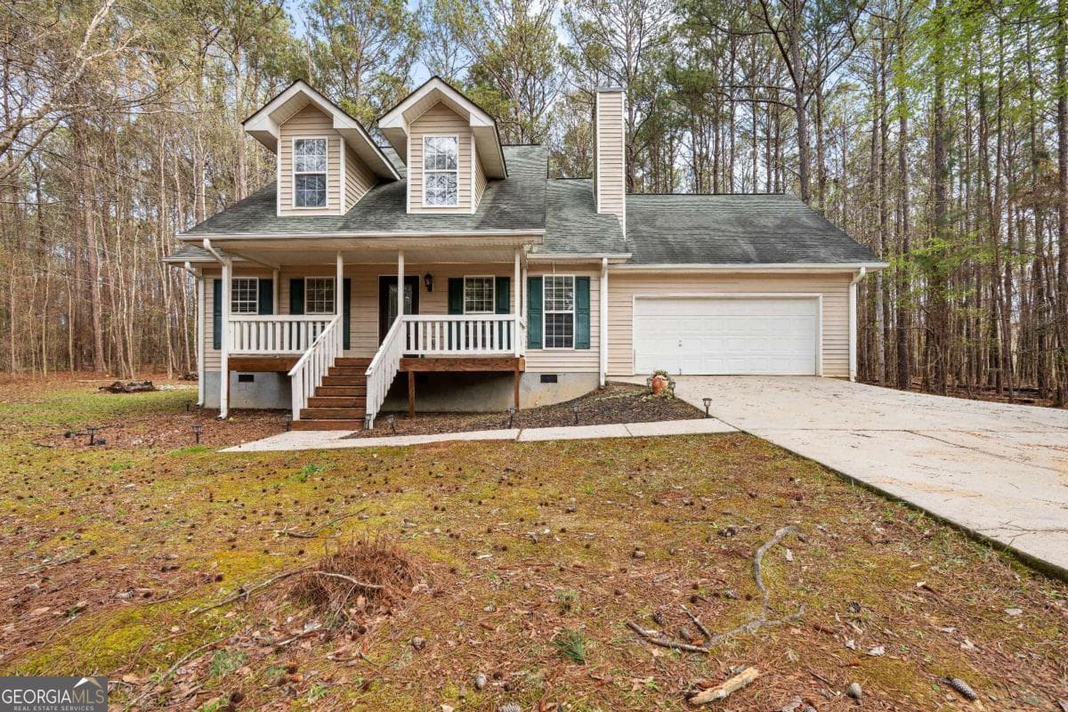 5 bedroom, 3 bathroom, 2,571 sq ft single family residence sold at 54 Ray Drive, Meansville, GA 30256