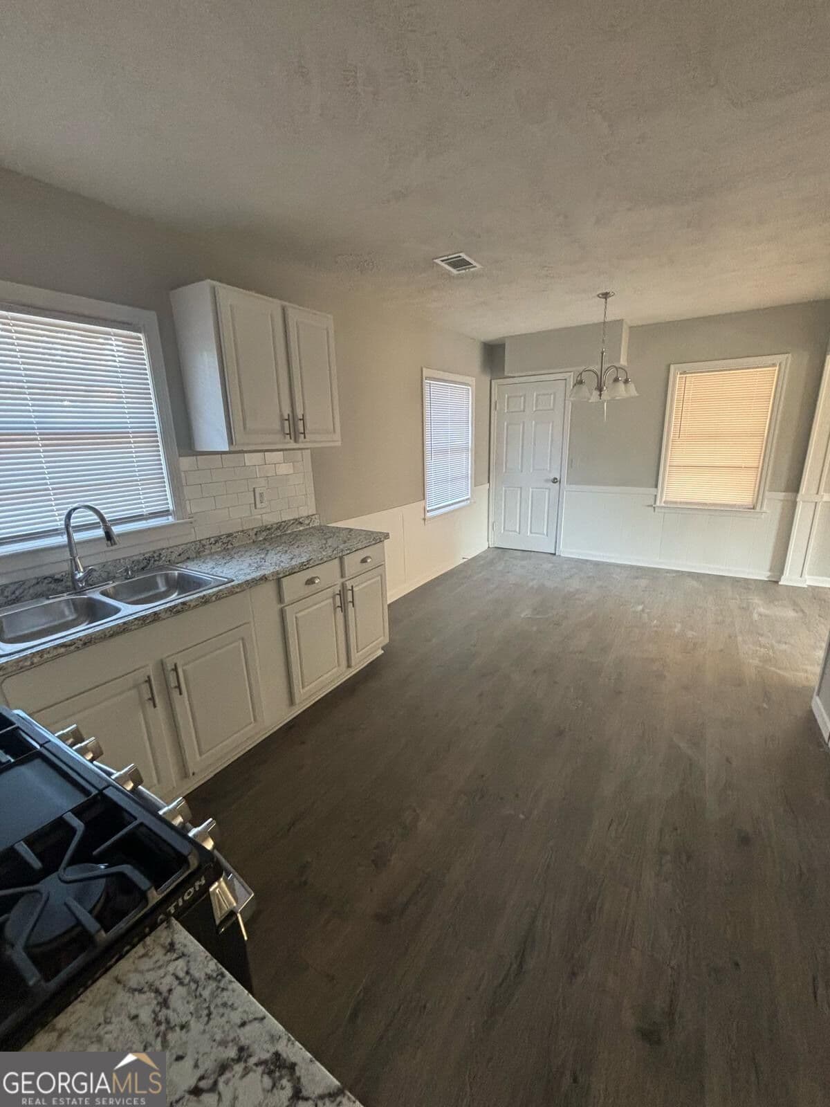 3 bedroom, 1 bathroom, 1,205 sq ft single family residence for sale at 1514 Bowman Street, Columbus, GA 31903 — photo 6