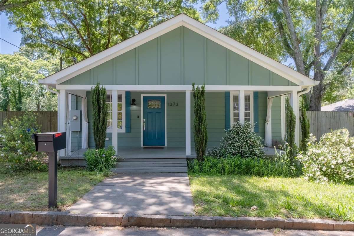 2 bedroom, 2 bathroom, 1,150 sq ft single family residence sold at 1373 Orange Blossom Terrace, Atlanta, GA 30316