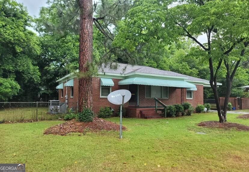 3 bedroom, 1 bathroom, 1,189 sq ft single family residence for sale at 3457 Shenandoah Drive, Macon, GA 31204 — photo 1 of 7