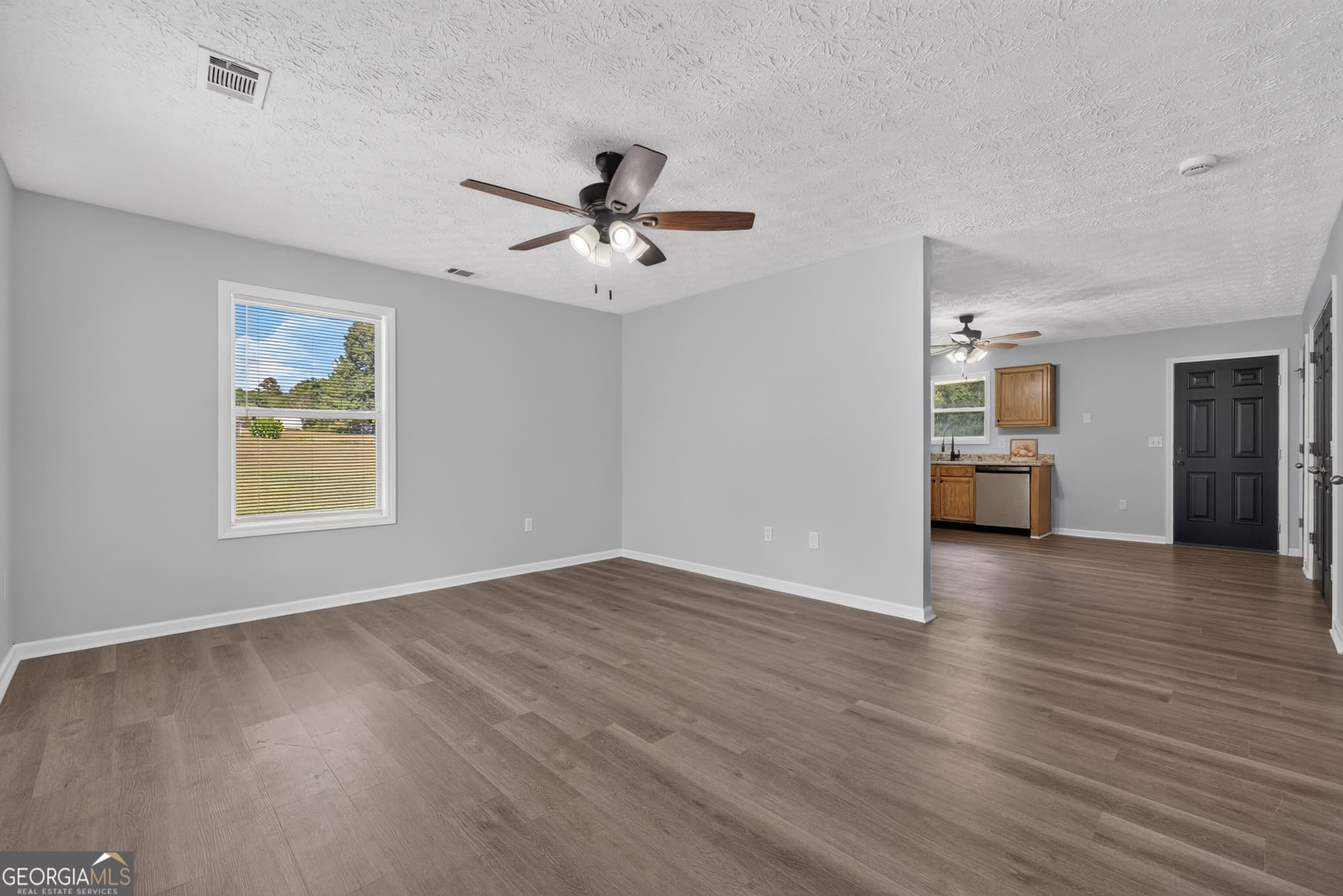 3 bedroom, 2 bathroom, 1,200 sq ft single family residence for sale at 1300 Hill Street, Comer, GA 30629 — photo 8