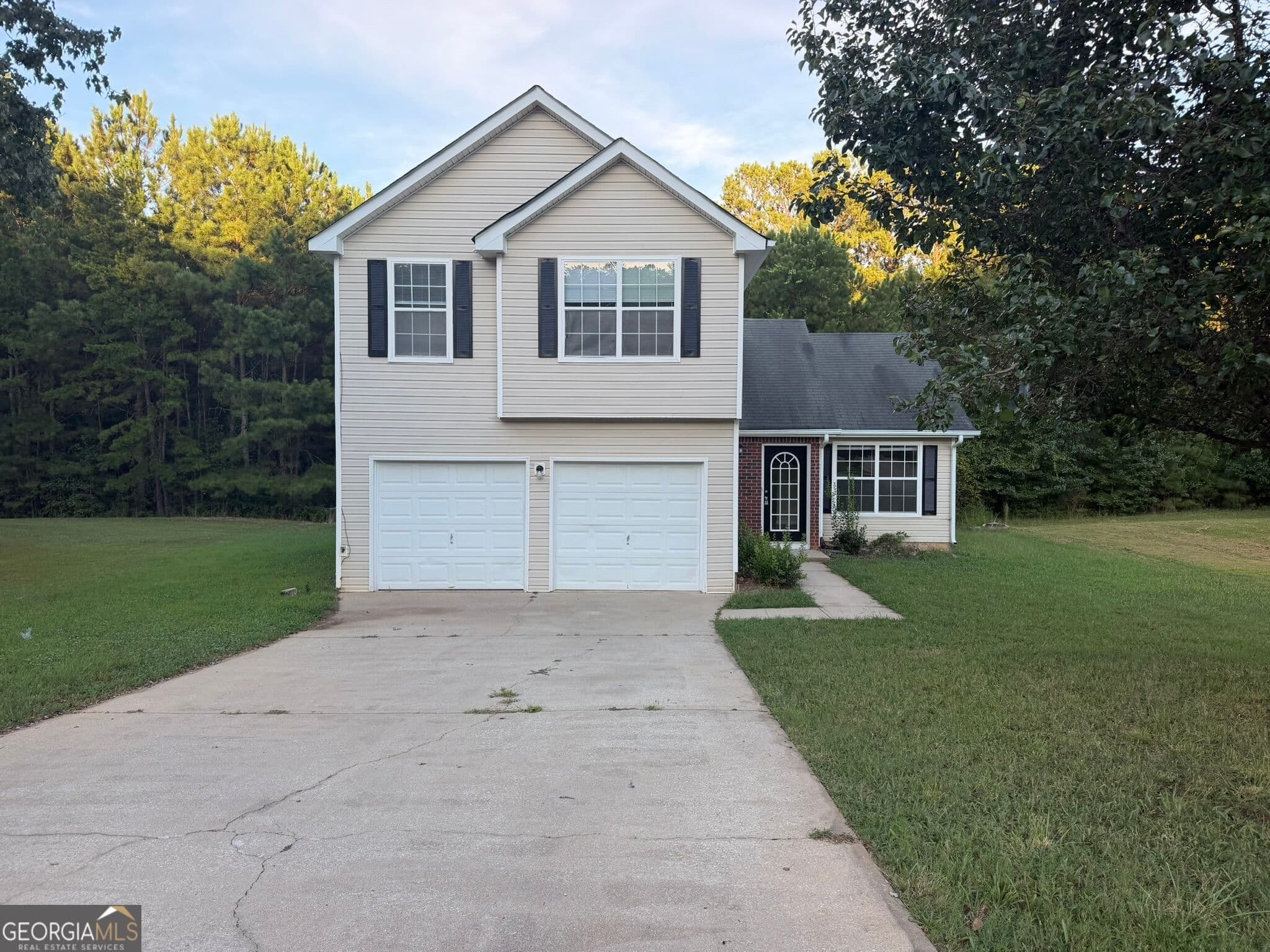 3 bedroom, 2.5 bathroom, 1,685 sq ft single family residence for sale at 85 Kirkland Court, Covington, GA 30016 — photo 1 of 35