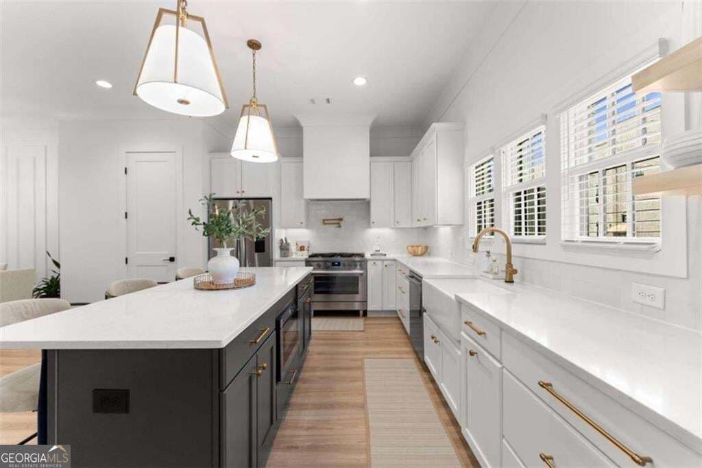 4 bedroom, 4.5 bathroom, 3,152 sq ft townhouse for sale at 338 SUGARVIEW Road, Sugar Hill, GA 30518 — photo 7