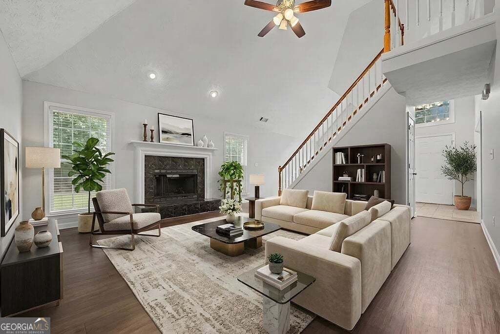 3 bedroom, 2.5 bathroom, 2,070 sq ft single family residence for sale at 418 Middle Valley Lane, Woodstock, GA 30189 — photo 6