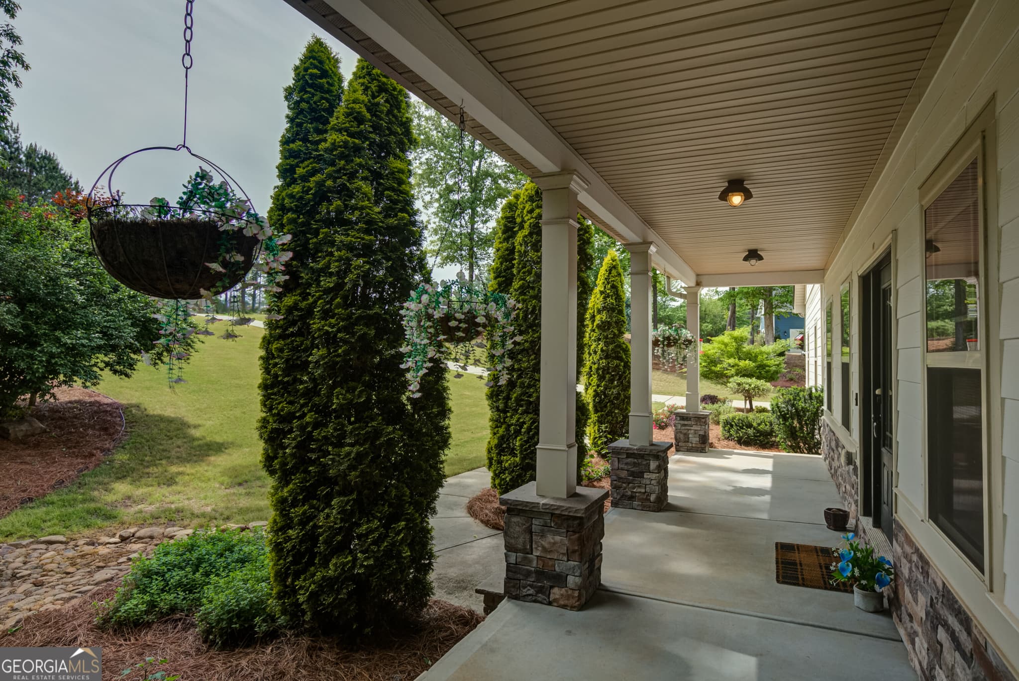 5 bedroom, 4 bathroom, 5,040 sq ft single family residence for sale at 105 Laurel Forest Drive, Tyrone, GA 30290 — photo 5