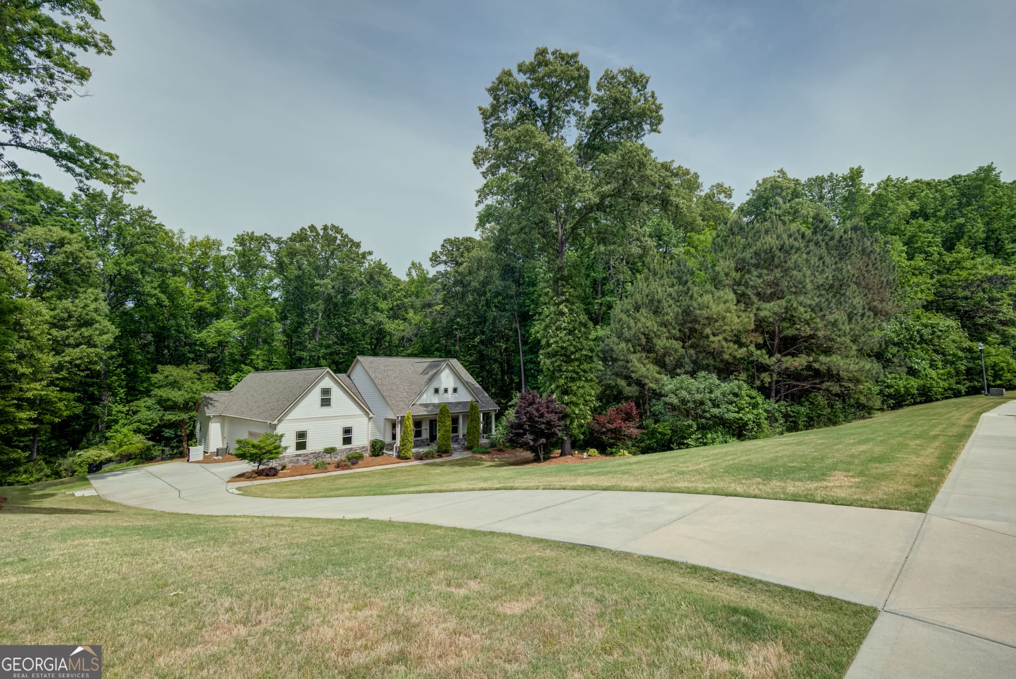 5 bedroom, 4 bathroom, 5,040 sq ft single family residence for sale at 105 Laurel Forest Drive, Tyrone, GA 30290 — photo 9