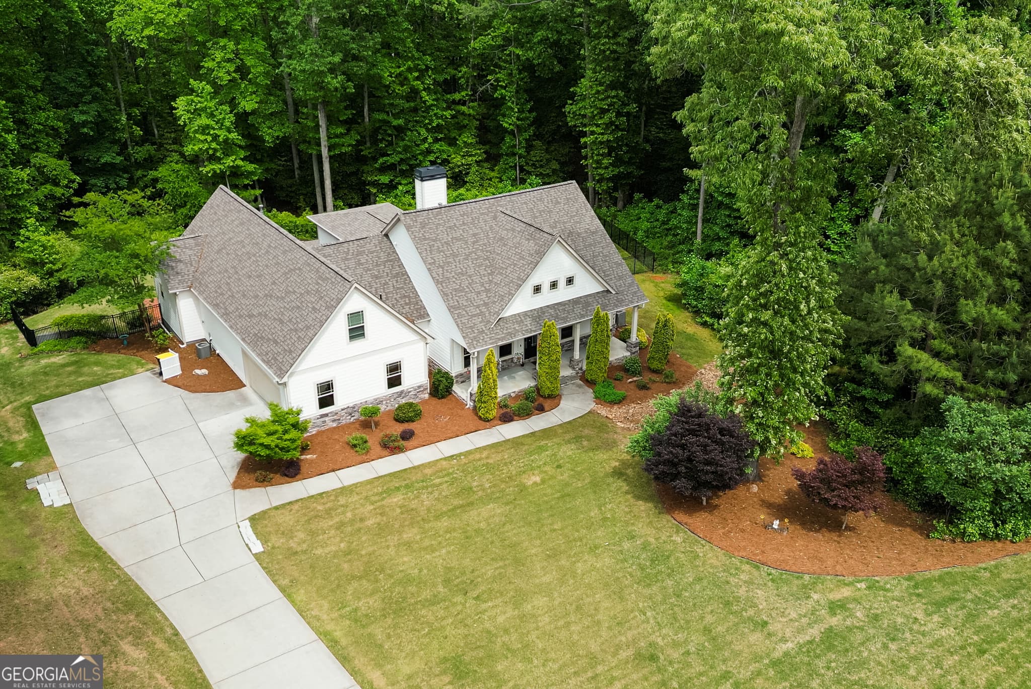 5 bedroom, 4 bathroom, 5,040 sq ft single family residence for sale at 105 Laurel Forest Drive, Tyrone, GA 30290 — photo 10