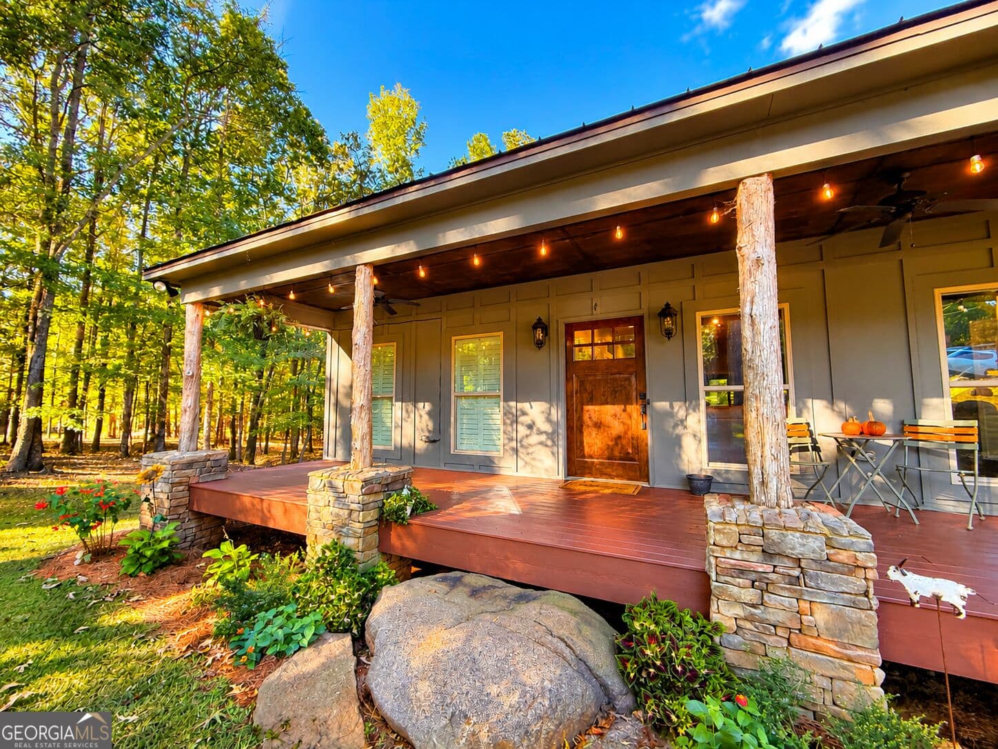 2 bedroom, 2 bathroom, 1,617 sq ft cabin,single family residence under contract at 2323 Pleasant Valley Road, Woodland, GA 31836 — photo 7