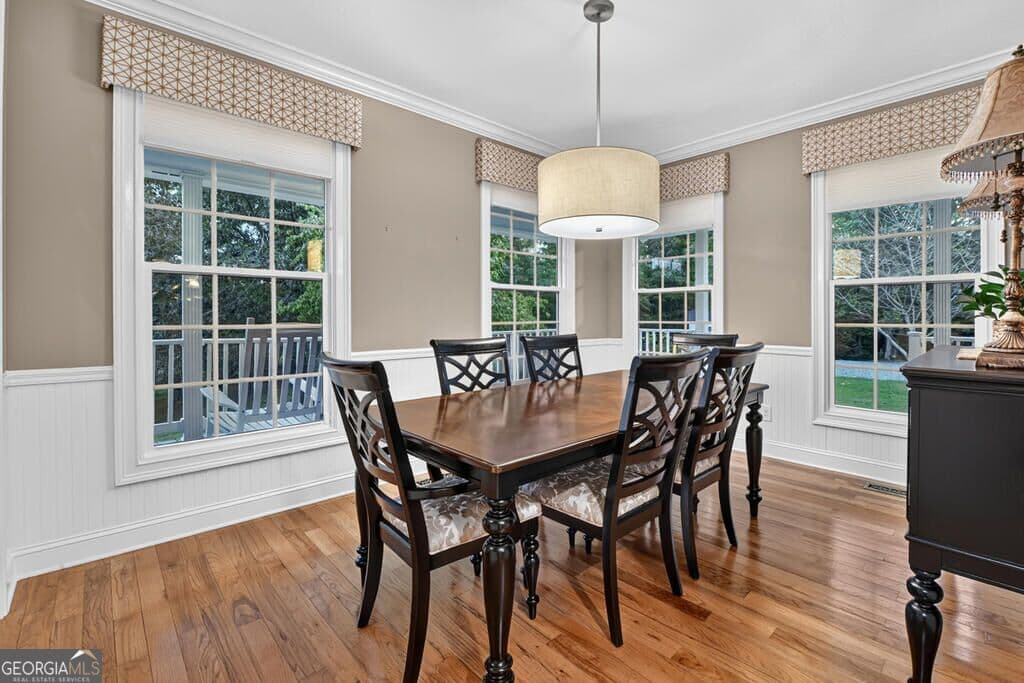 4 bedroom, 4.5 bathroom, 5,158 sq ft single family residence for sale at 552 Dalrymple Circle, Ellijay, GA 30540 — photo 6