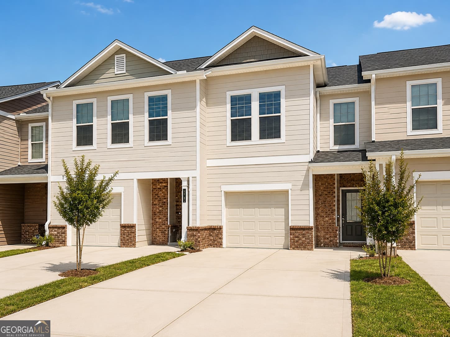3 bedroom, 2.5 bathroom, 1,800 sq ft townhouse for rent at 3457 Sumersbe Court, South Fulton, GA 30349 for $2,100 a month — photo 1 of 1