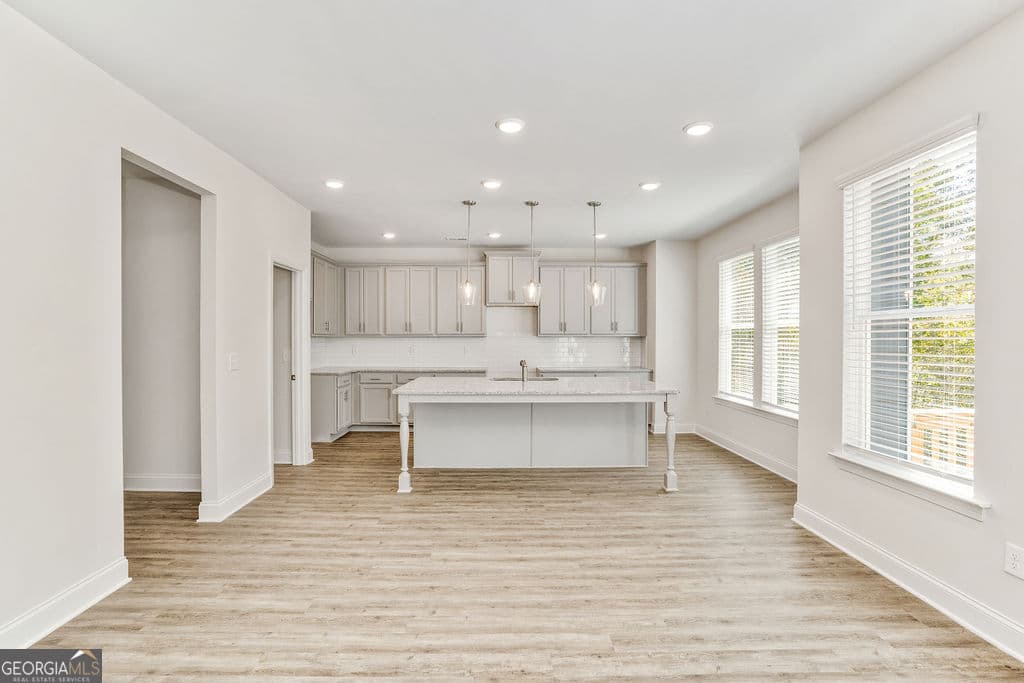 4 bedroom, 3.5 bathroom, 2,344 sq ft single family residence for sale at 485 Lawson Drive 28, Mansfield, GA 30055 — photo 9
