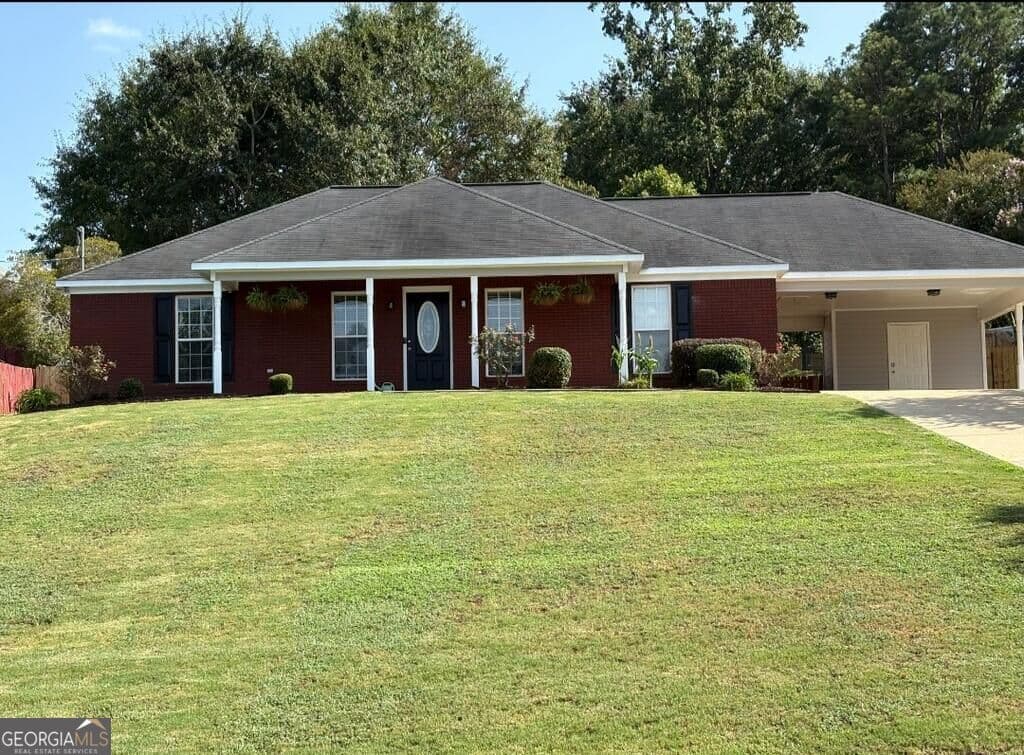 3 bedroom, 2 bathroom, 1,410 sq ft single family residence for sale at 54 Lee Road 2108, Phenix City, AL 36870 — photo 3