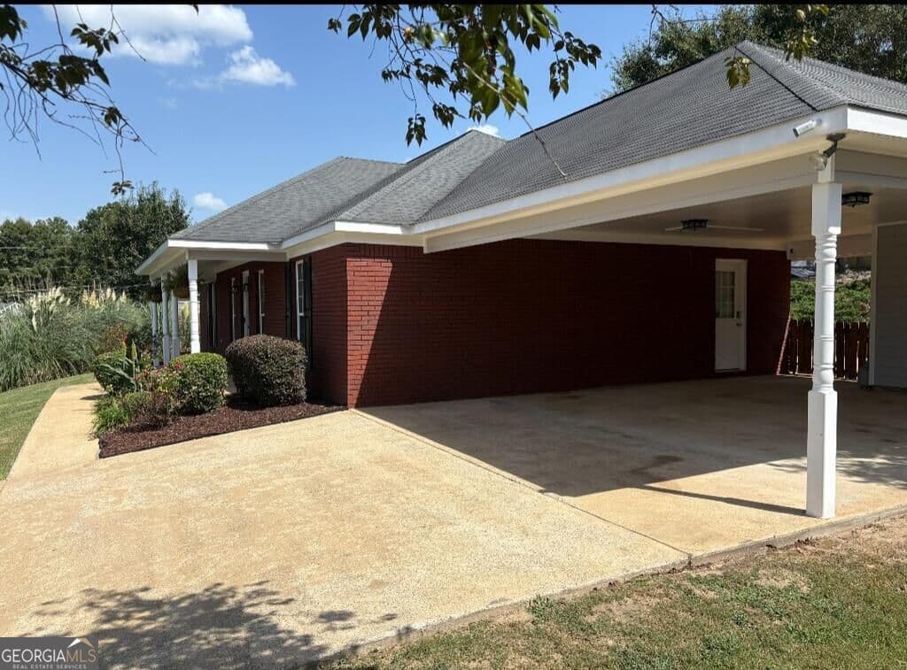 3 bedroom, 2 bathroom, 1,410 sq ft single family residence for sale at 54 Lee Road 2108, Phenix City, AL 36870 — photo 9
