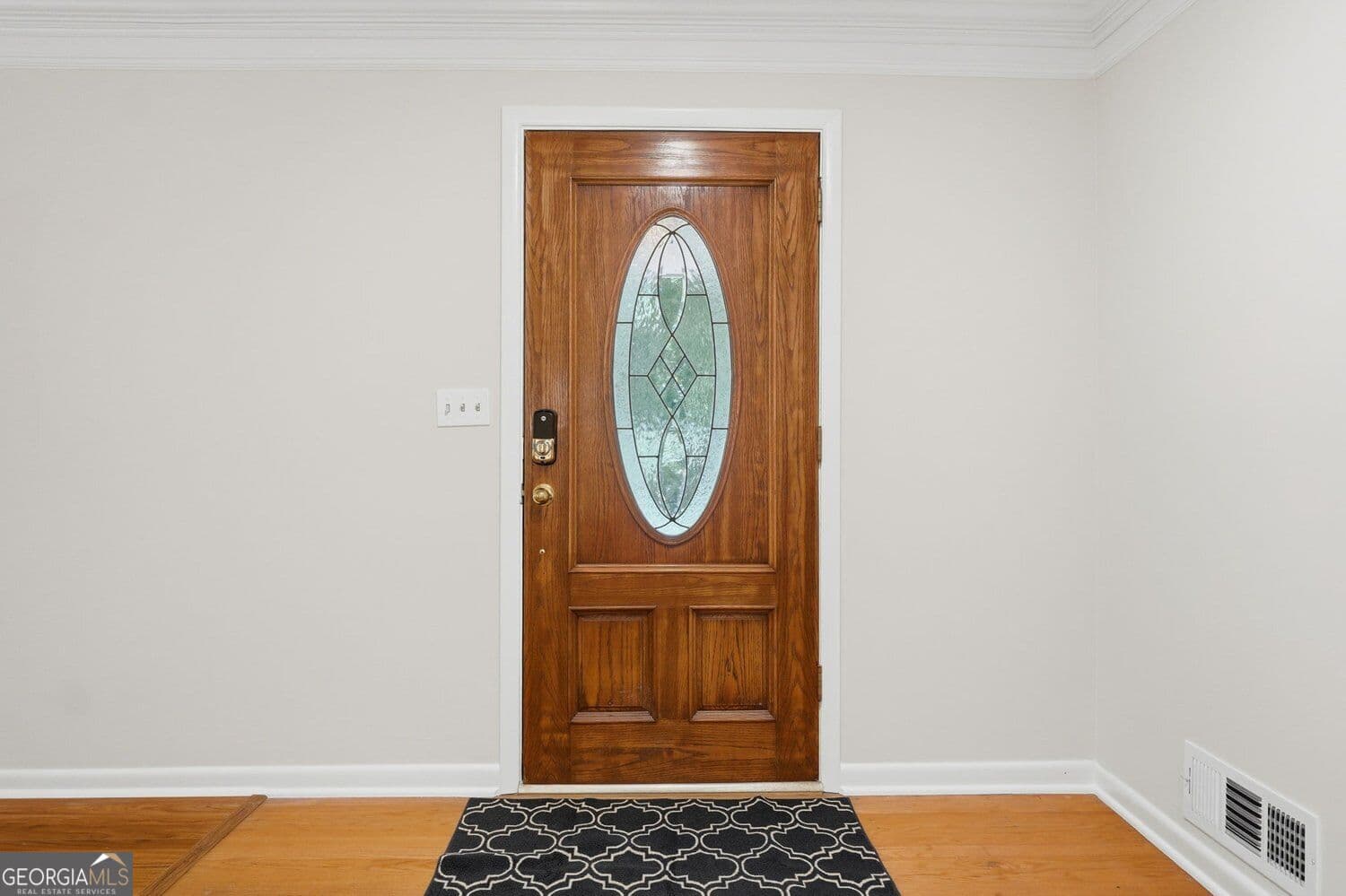 4 bedroom, 2.5 bathroom, 3,080 sq ft single family residence for sale at 2207 Rosser Place, Smoke Rise, GA 30087 — photo 6