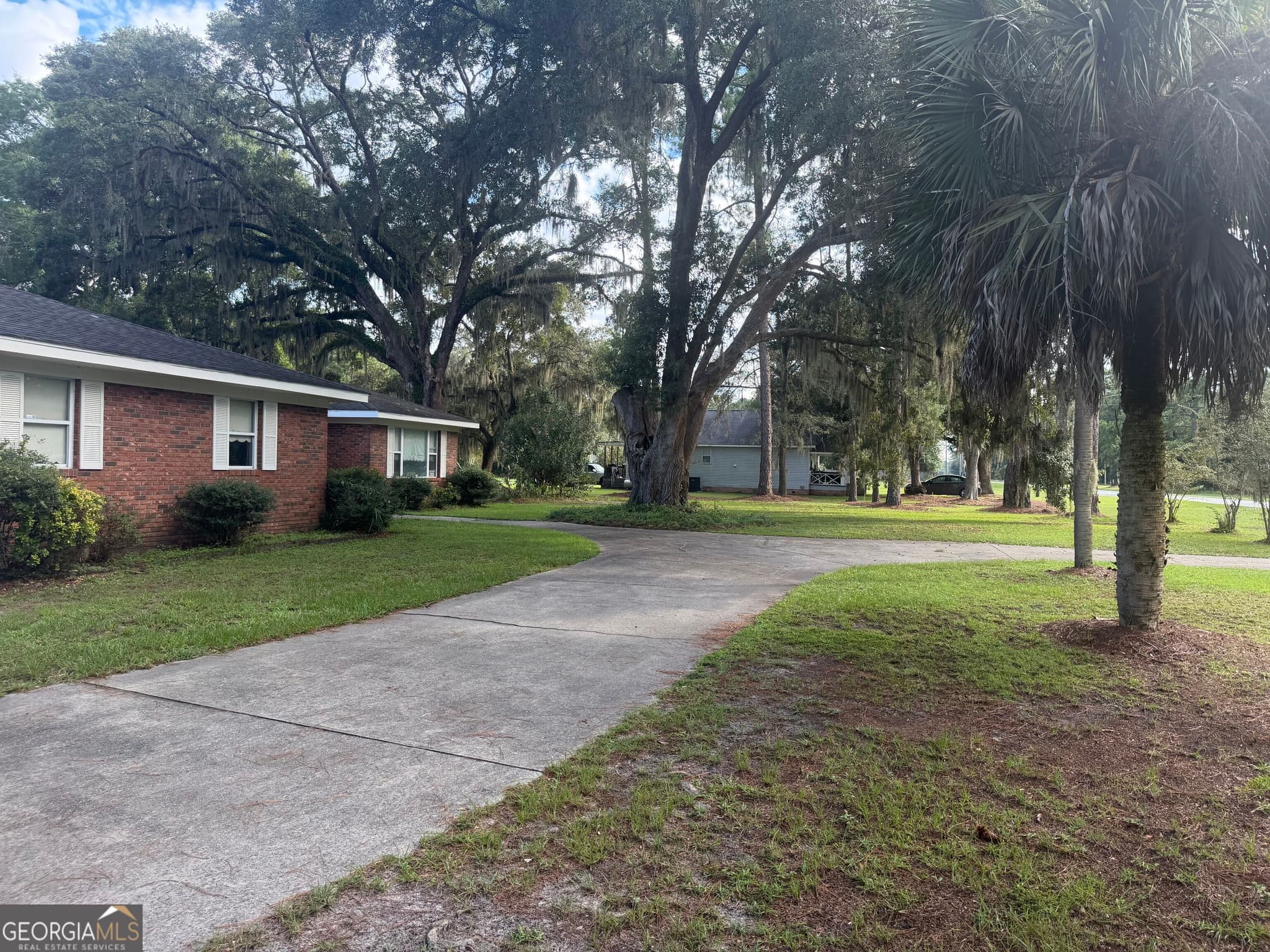4 bedroom, 3 bathroom, 2,669 sq ft single family residence for sale at 1124 Myers Hill Road, Brunswick, GA 31523 — photo 9