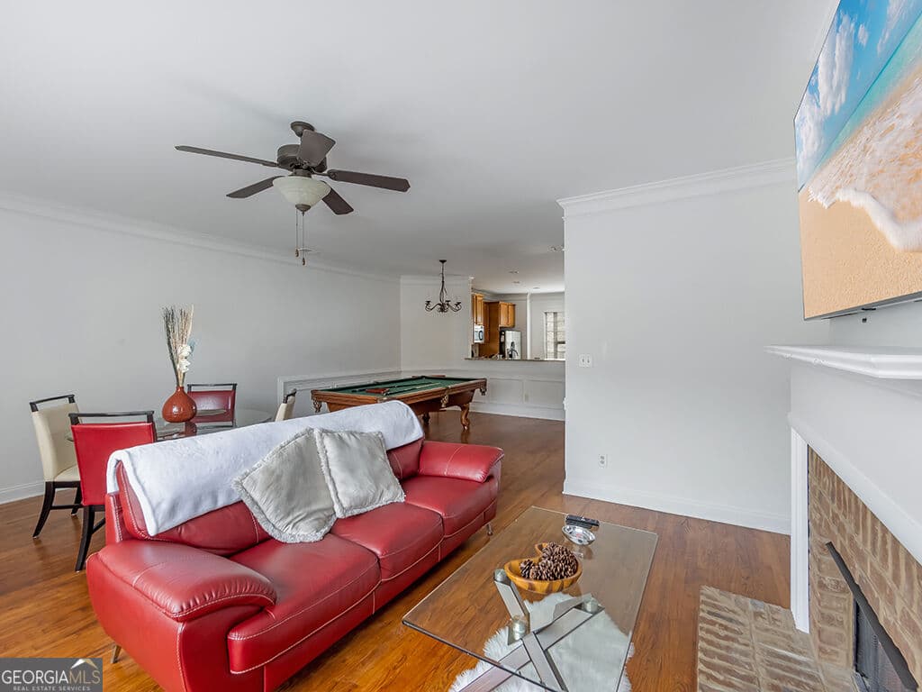 4 bedroom, 3.5 bathroom, 2,195 sq ft townhouse for sale at 3998 Llewellin Lane, Smyrna, GA 30082 — photo 7