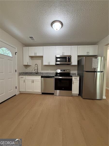 3 bedroom, 2 bathroom, 1,064 sq ft single family residence for sale at 3319 Decatur Street, Columbus, GA 31906 — photo 3