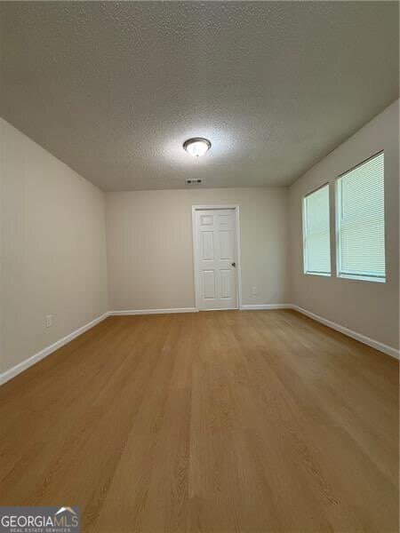 3 bedroom, 2 bathroom, 1,064 sq ft single family residence for sale at 3319 Decatur Street, Columbus, GA 31906 — photo 5