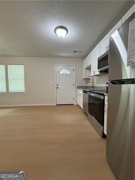 3 bedroom, 2 bathroom, 1,064 sq ft single family residence for sale at 3319 Decatur Street, Columbus, GA 31906 — photo 4