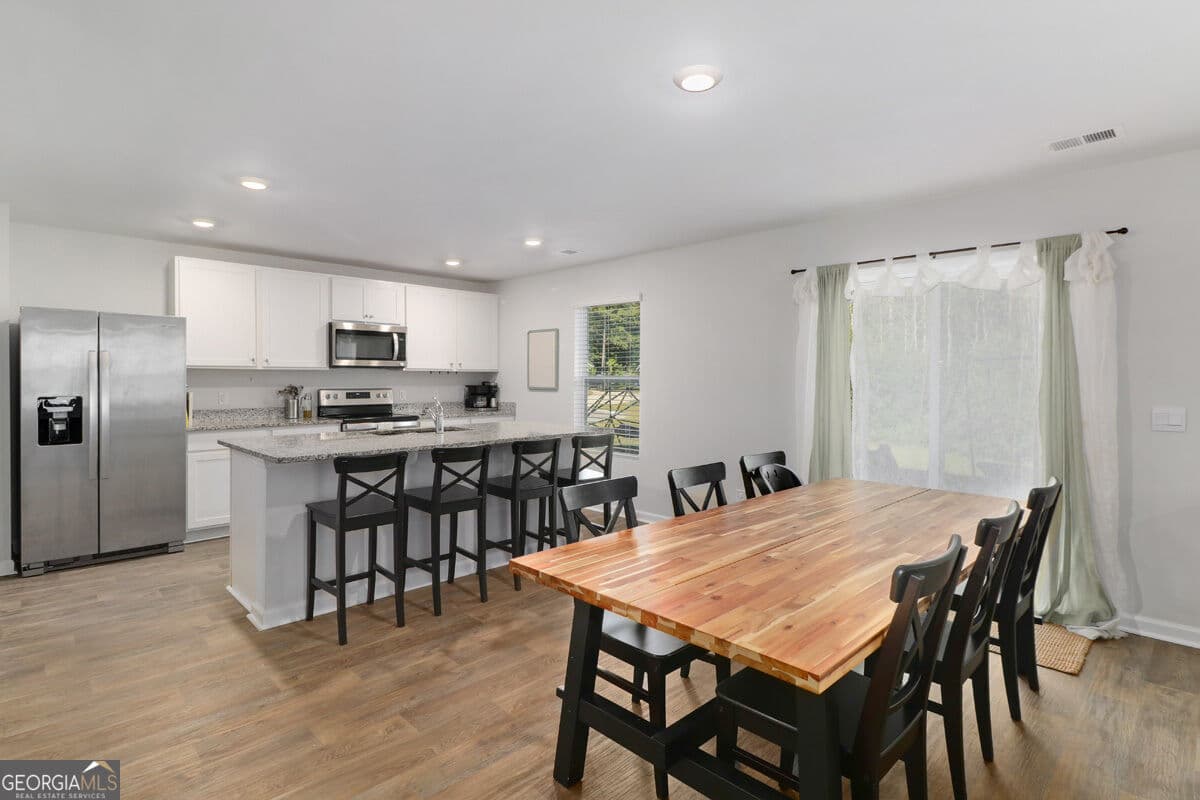 5 bedroom, 2.5 bathroom, 2,340 sq ft single family residence for sale at 118 Aruba Road, Guyton, GA 31312 — photo 8