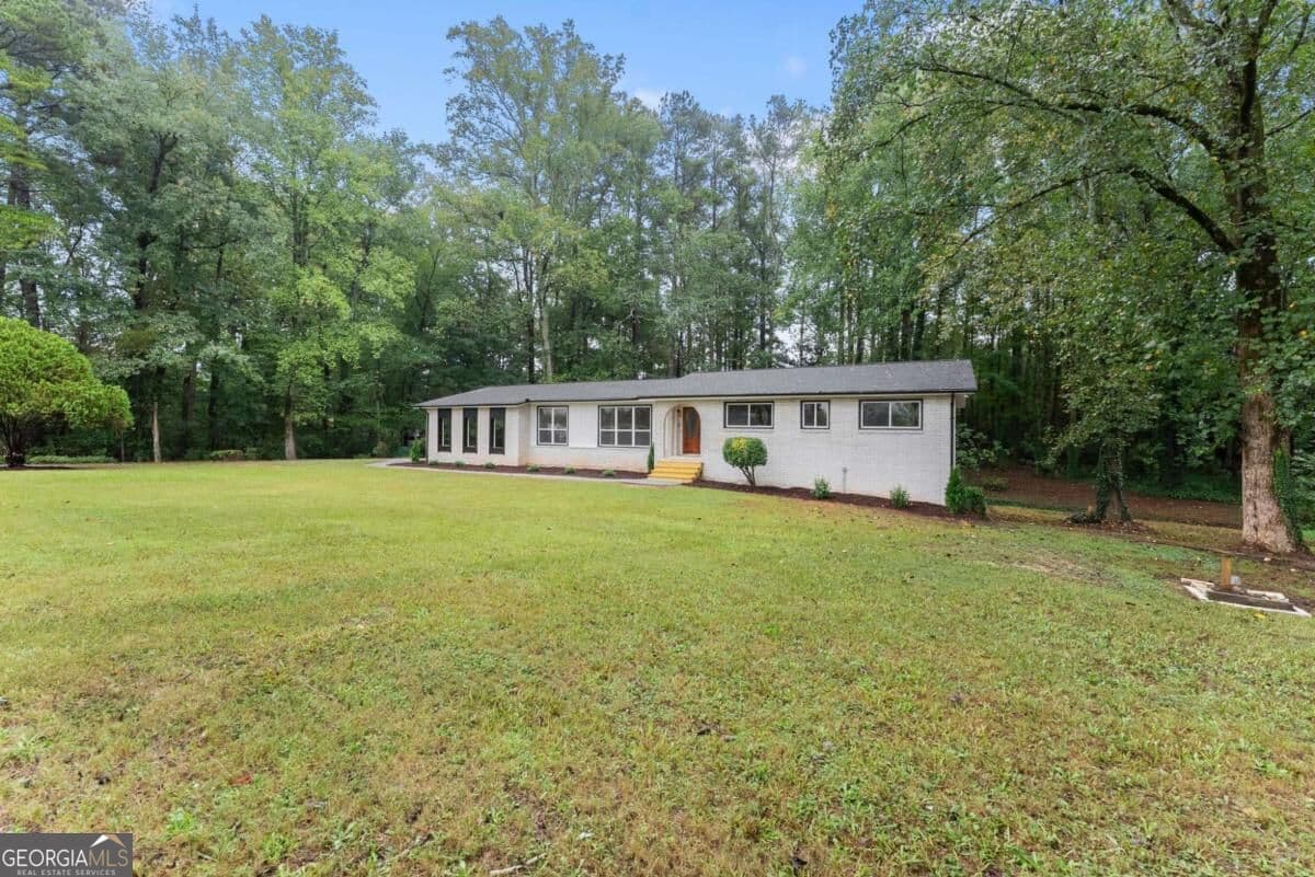 4 bedroom, 3 bathroom single family residence for sale at 758 Springlake Road, Lawrenceville, GA 30045 — photo 3
