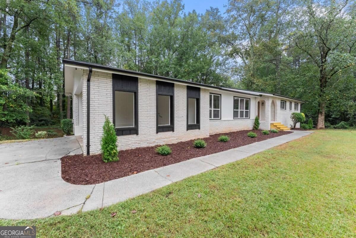 4 bedroom, 3 bathroom single family residence for sale at 758 Springlake Road, Lawrenceville, GA 30045 — photo 5