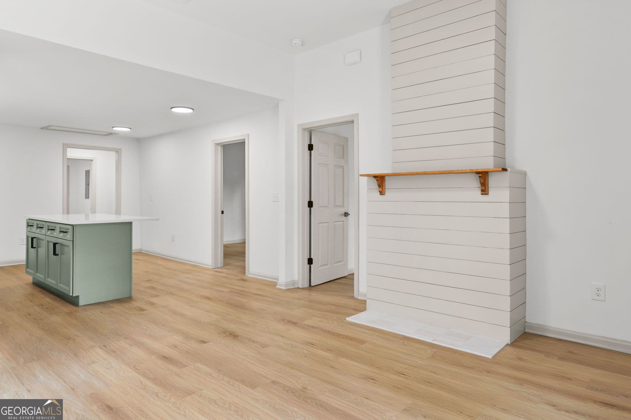 4 bedroom, 2 bathroom, 1,338 sq ft single family residence for sale at 415 N 15th Street, Griffin, GA 30223 — photo 6