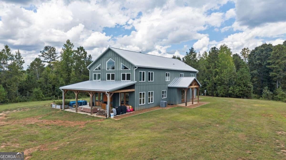 4 bedroom, 3.5 bathroom, 3,288 sq ft single family residence for sale at 1032 Washington Road, Lexington, GA 30648 — photo 7