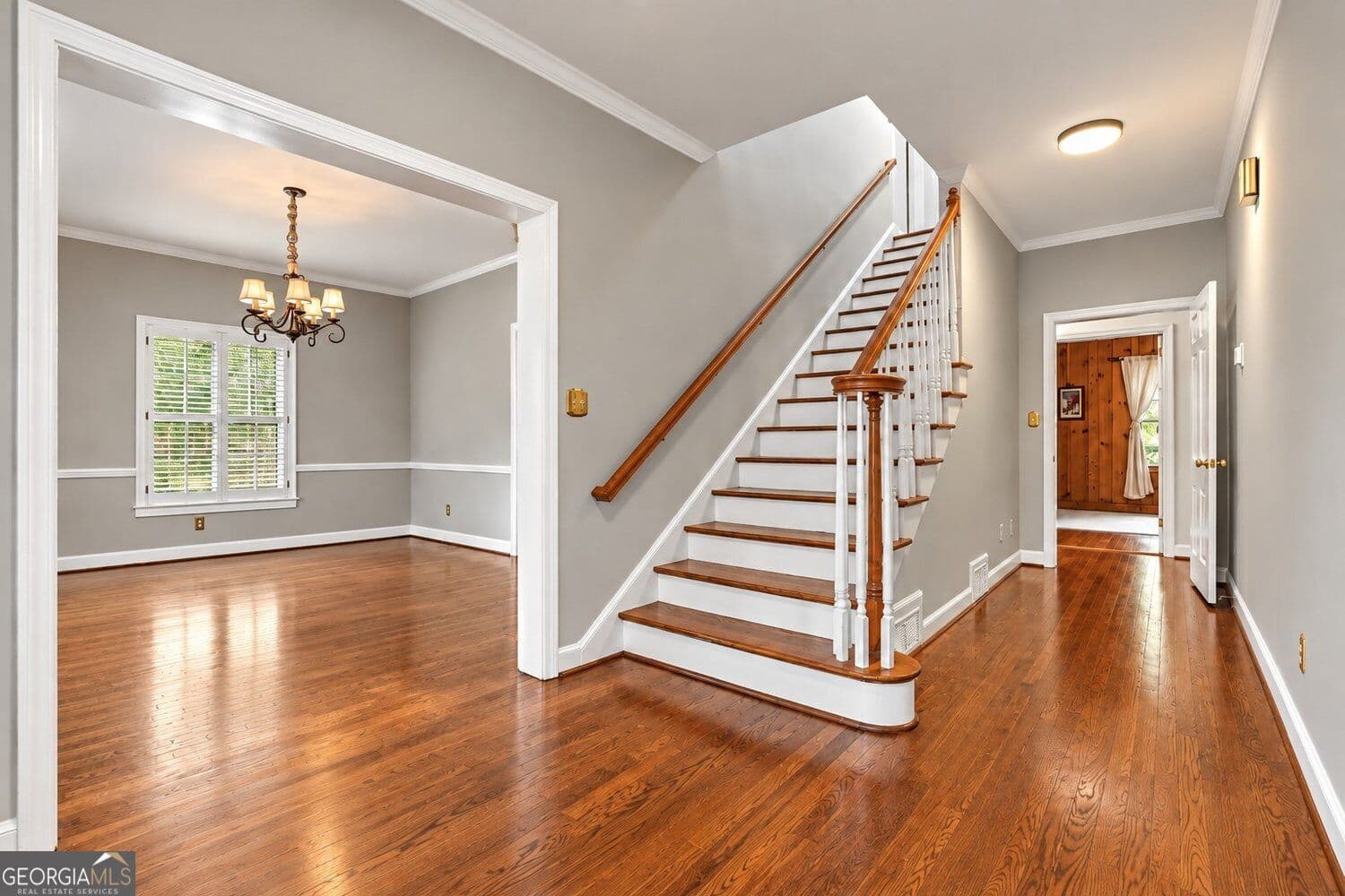 4 bedroom, 3 bathroom, 3,341 sq ft single family residence for sale at 3249 Majestic Circle, Avondale Estates, GA 30002 — photo 7
