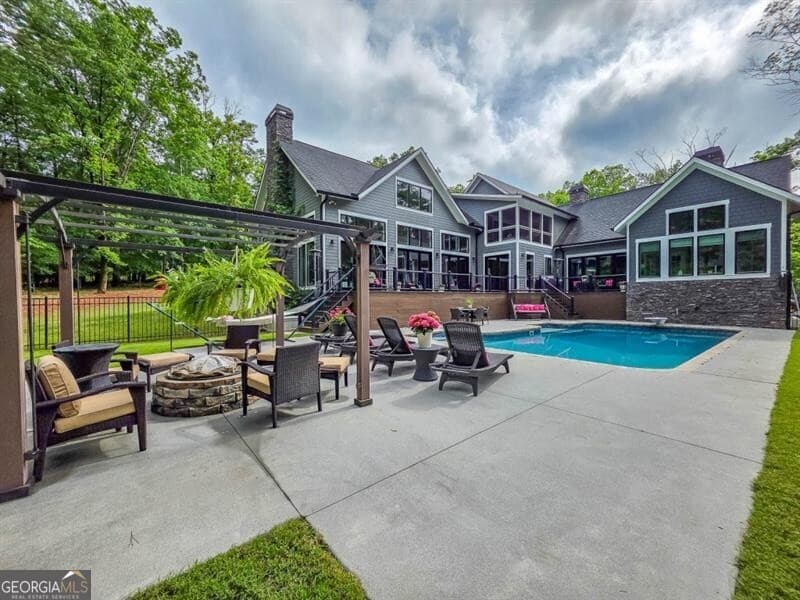 5 bedroom, 4 bathroom, 4,997 sq ft single family residence for sale at 14 Allatoona Estates Drive, Acworth, GA 30102 — photo 2