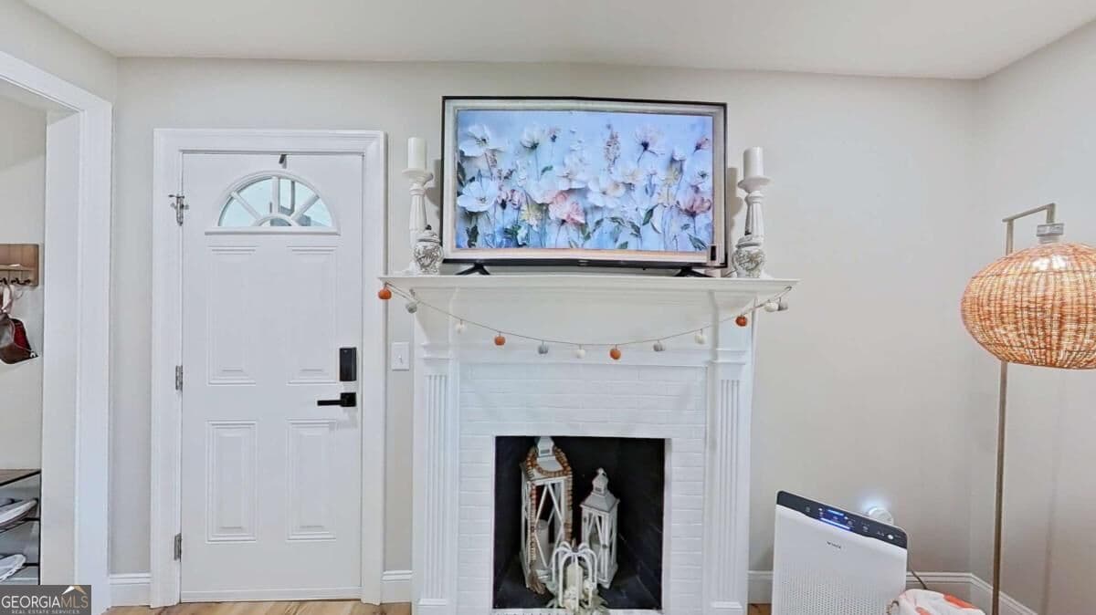 3 bedroom, 2 bathroom, 1,402 sq ft single family residence for sale at 116 Glenwood Drive, Thomasville, GA 31792 — photo 6
