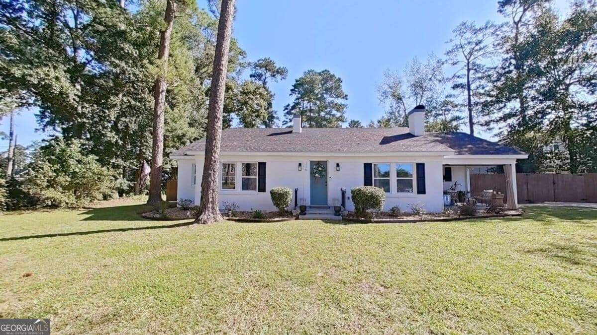 3 bedroom, 2 bathroom, 1,402 sq ft single family residence for sale at 116 Glenwood Drive, Thomasville, GA 31792 — photo 1 of 64