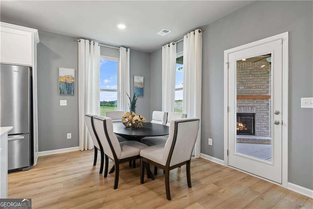 5 bedroom, 4.5 bathroom, 3,699 sq ft single family residence for sale at 121 Dohrn Drive, Loganville, GA 30052 — photo 7