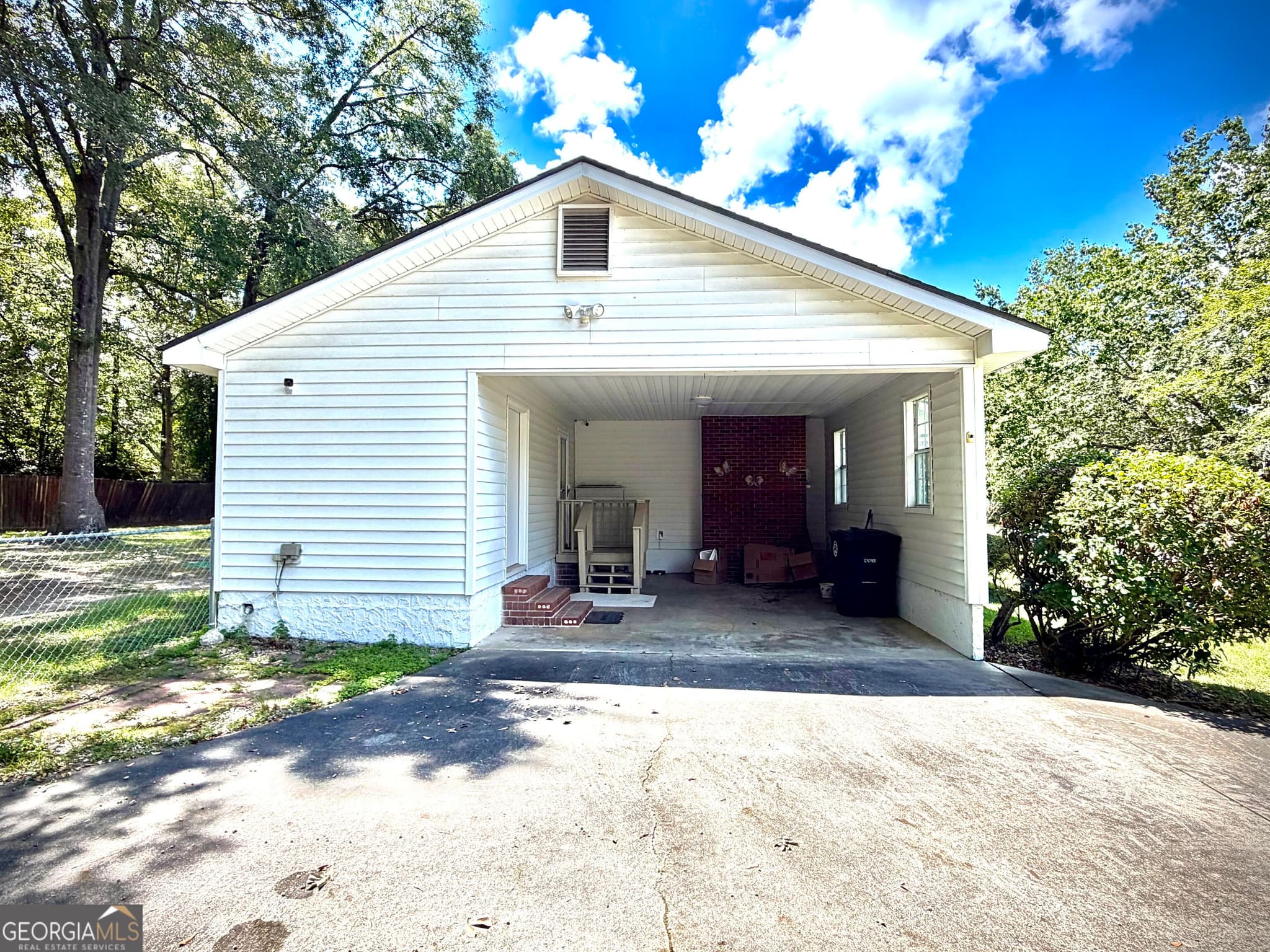 3 bedroom, 2 bathroom, 1,442 sq ft single family residence for rent at 103 Brookdale Court, Dublin, GA 31021 for $1,600 a month — photo 3