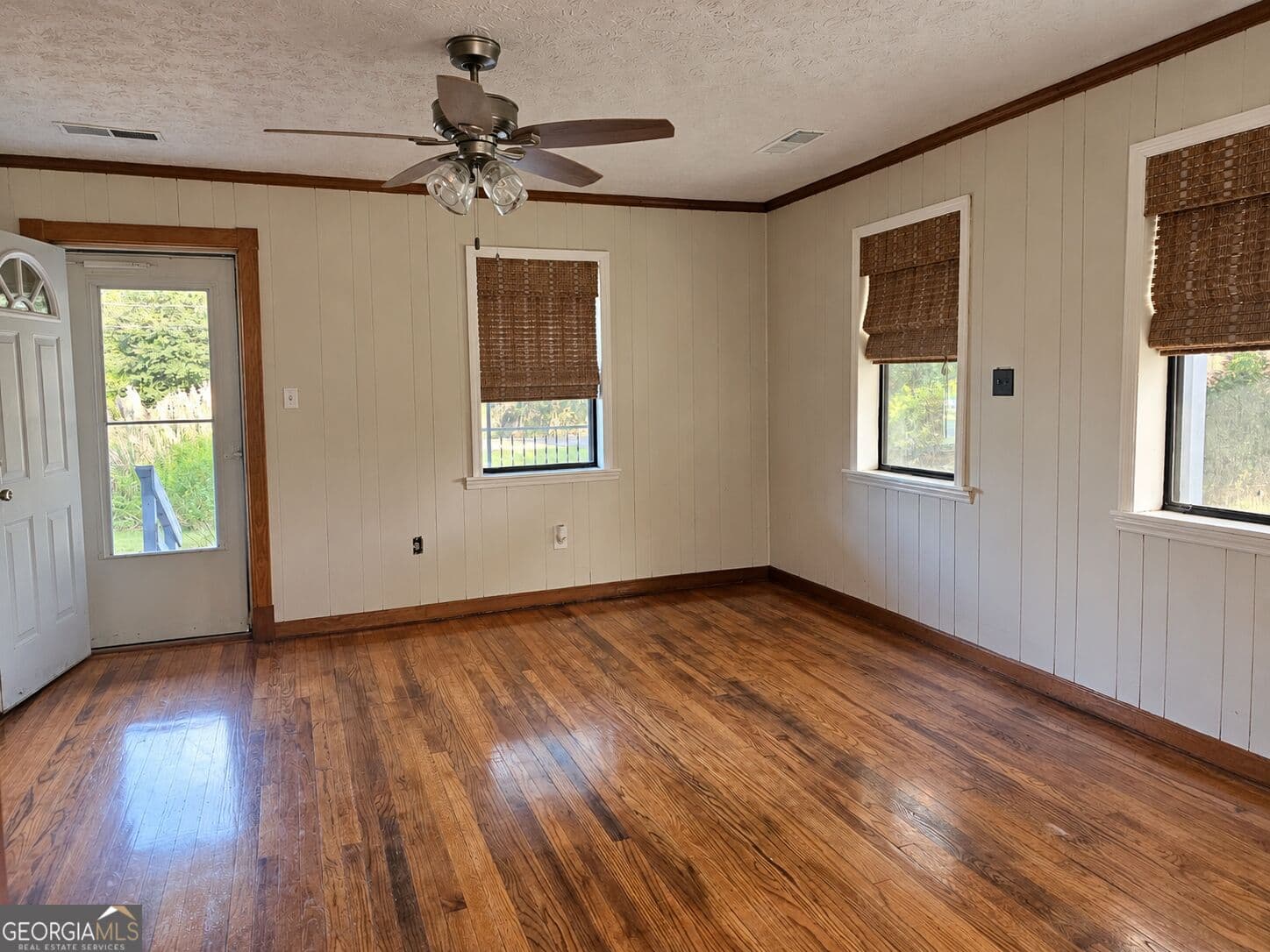 2 bedroom, 1 bathroom, 1,550 sq ft single family residence for sale at 7056 Geneva Highway, Box Springs, GA 31801 — photo 5