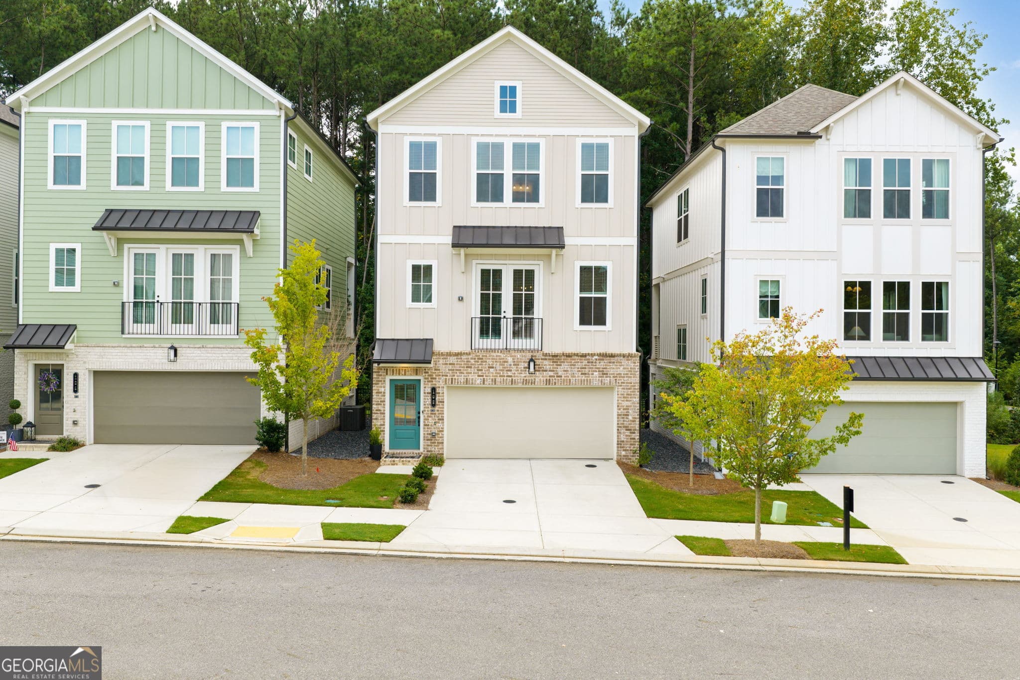4 bedroom, 3.5 bathroom, 2,025 sq ft single family residence for rent at 102 Pinecone Parkway, Alpharetta, GA 30022 for $4,250 a month — photo 1 of 1