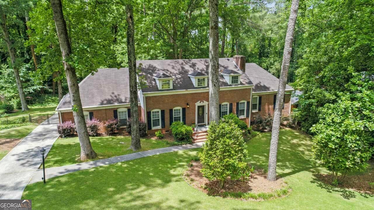 4 bedroom, 3.5 bathroom, 2,901 sq ft single family residence for sale at 3499 Prince George Street, East Point, GA 30344 — photo 2